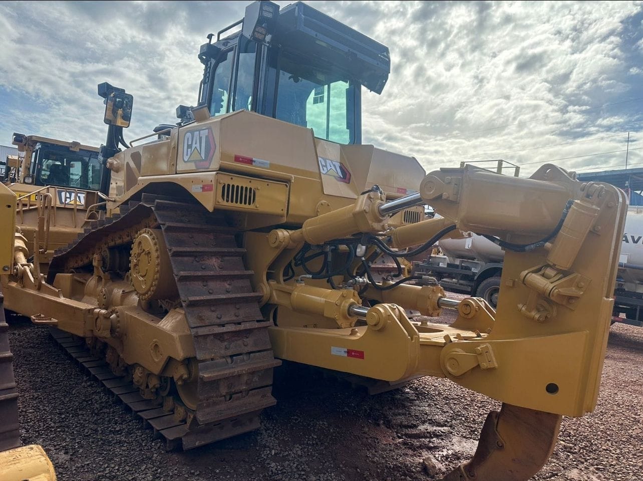 Trator de Esteira Caterpillar D8T 2020 - Imagem 4