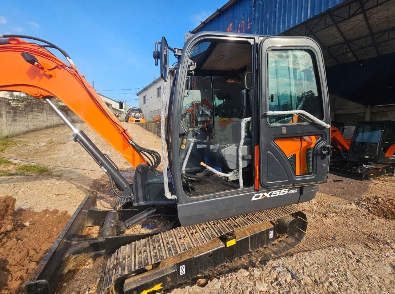 Mini Escavadeira Doosan DX55 9C 2019 - Imagem 4