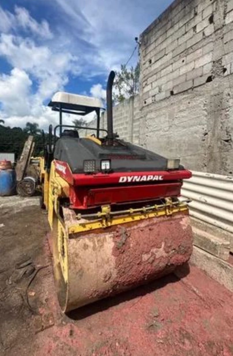 Rolo Compactador Dynapac CC222 1997 - Imagem 2
