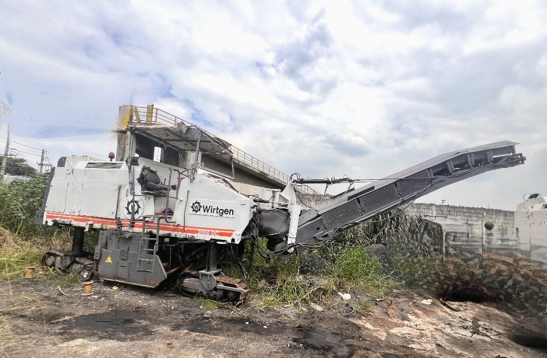 Fresadora Wirtgen 200DC 2000 - Imagem 1