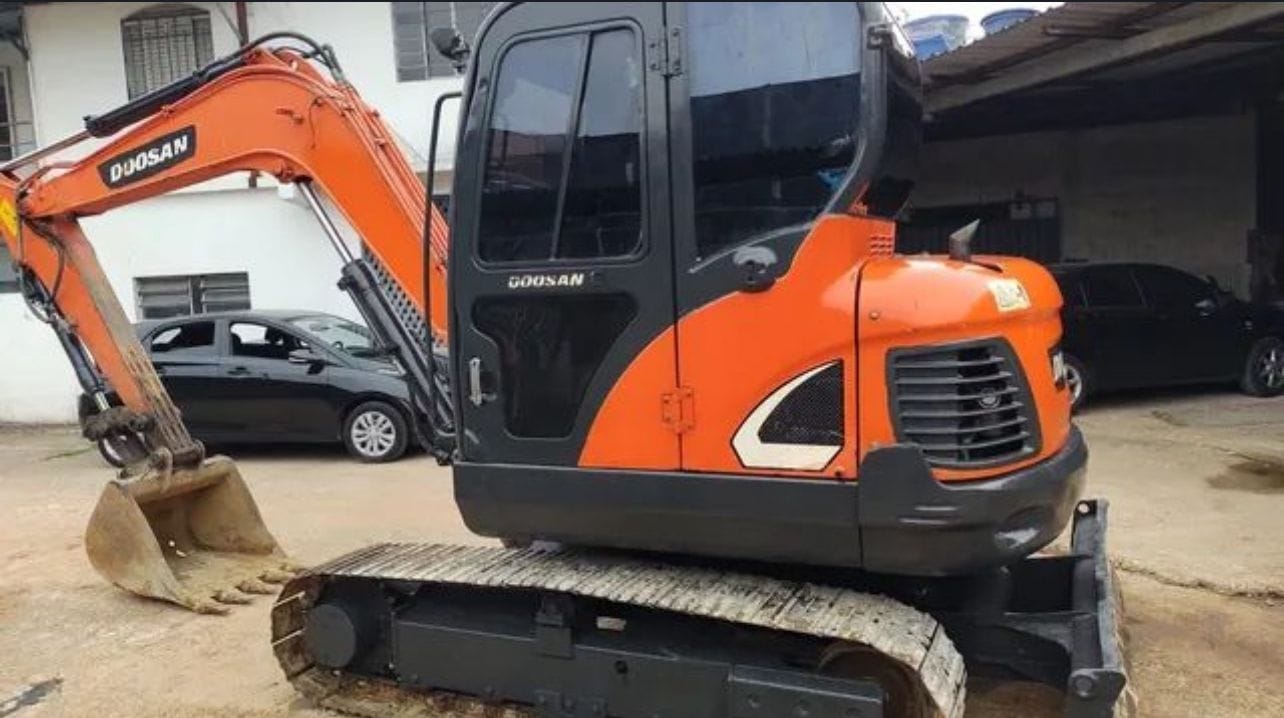 Escavadeira Doosan DX60 2019 - Imagem 3