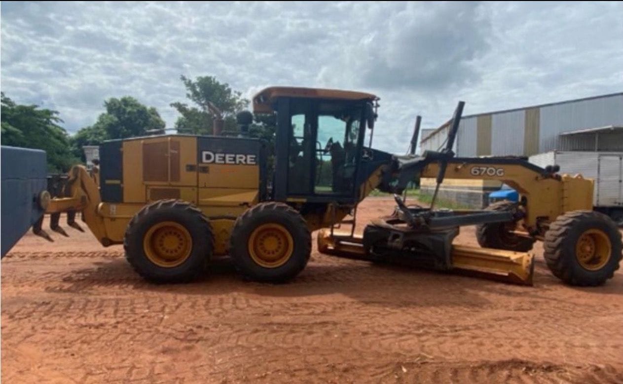 Motoniveladora John Deere 670G 2017 - Imagem 2