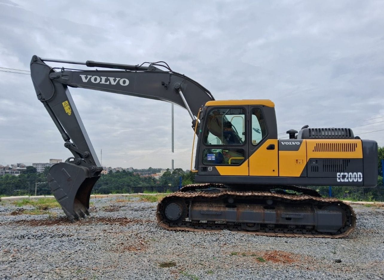 Escavadeira Volvo EC200D 2019 - Imagem 2