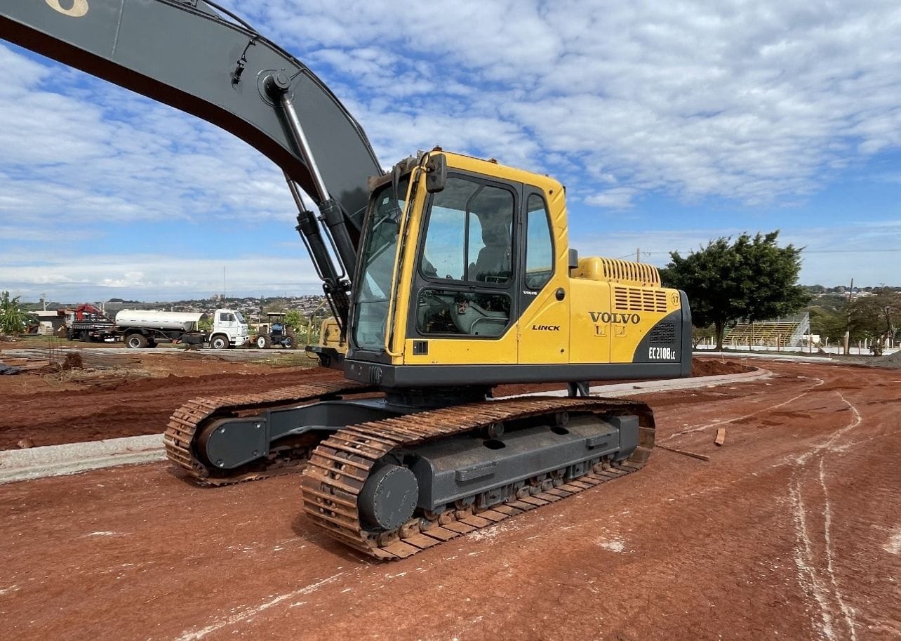 Escavadeira Volvo 210BLC 2009 - Imagem 3