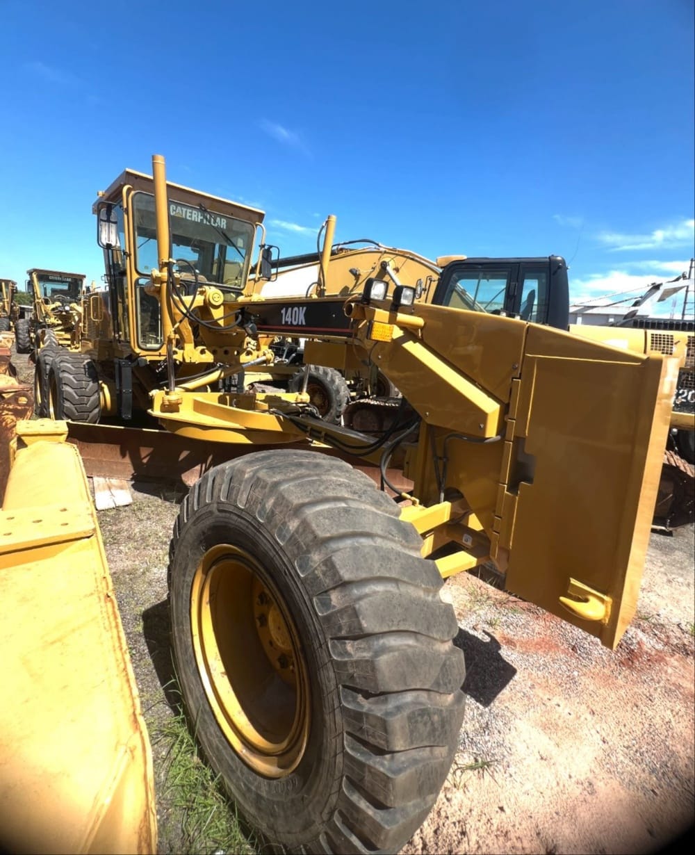 Motoniveladora Caterpillar 140K 2011 - Imagem 2