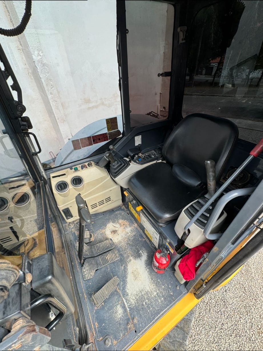 Mini Escavadeira New Holland E55 BX 2019 - Imagem 5