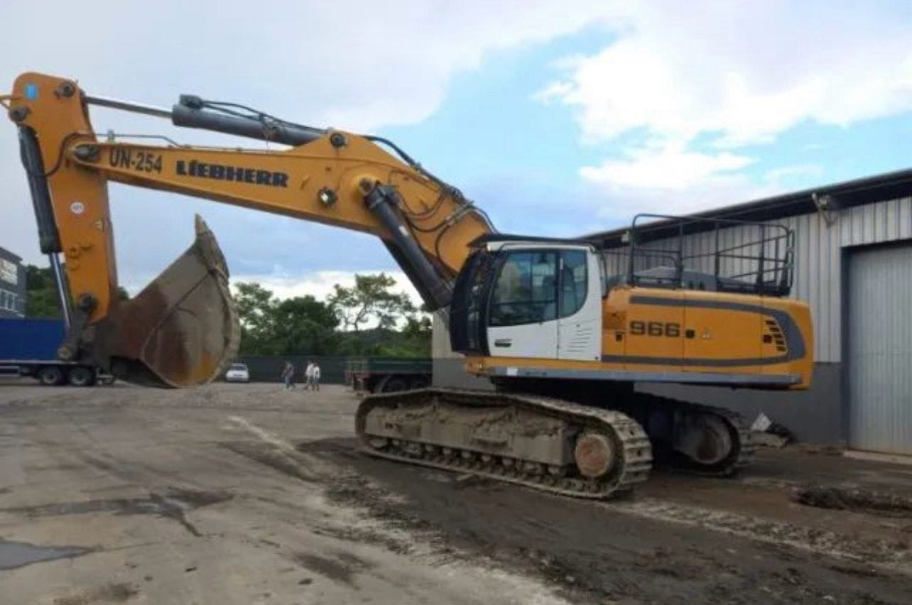 Escavadeira Liebherr R966 2018 - Imagem 1