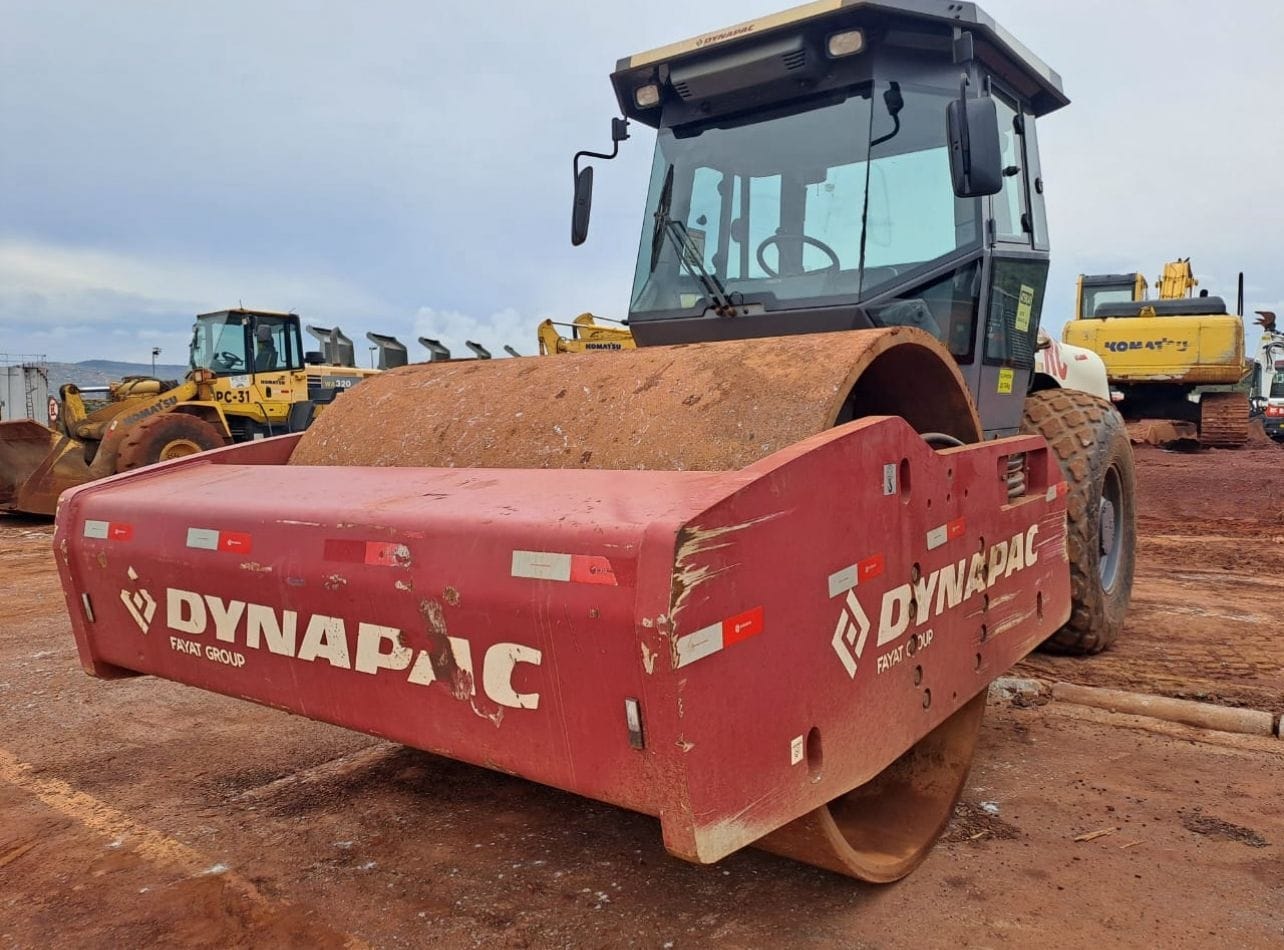Rolo Compactador Dynapac CA610D 2021 - Imagem 2