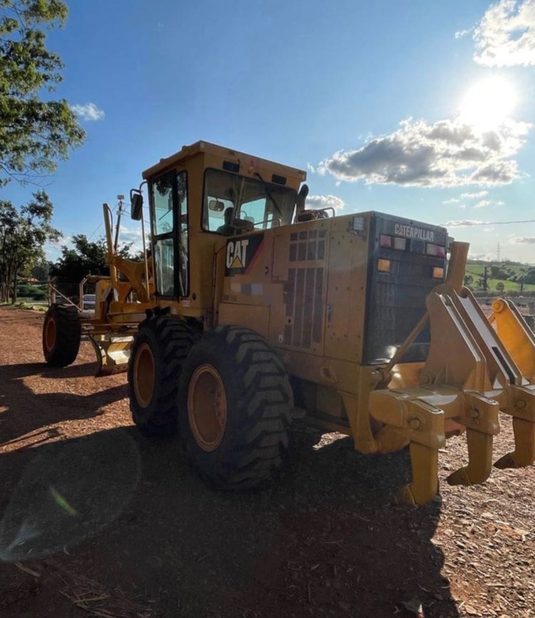 Motoniveladora Caterpillar 140K 2013 - Imagem 2