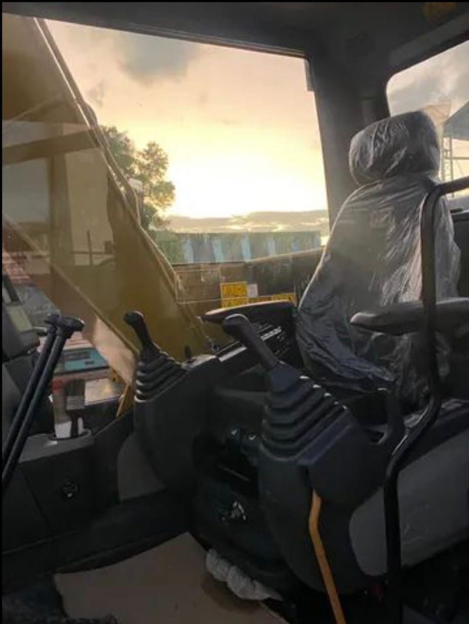 Escavadeira Caterpillar 313D2GC 2021 - Imagem 4