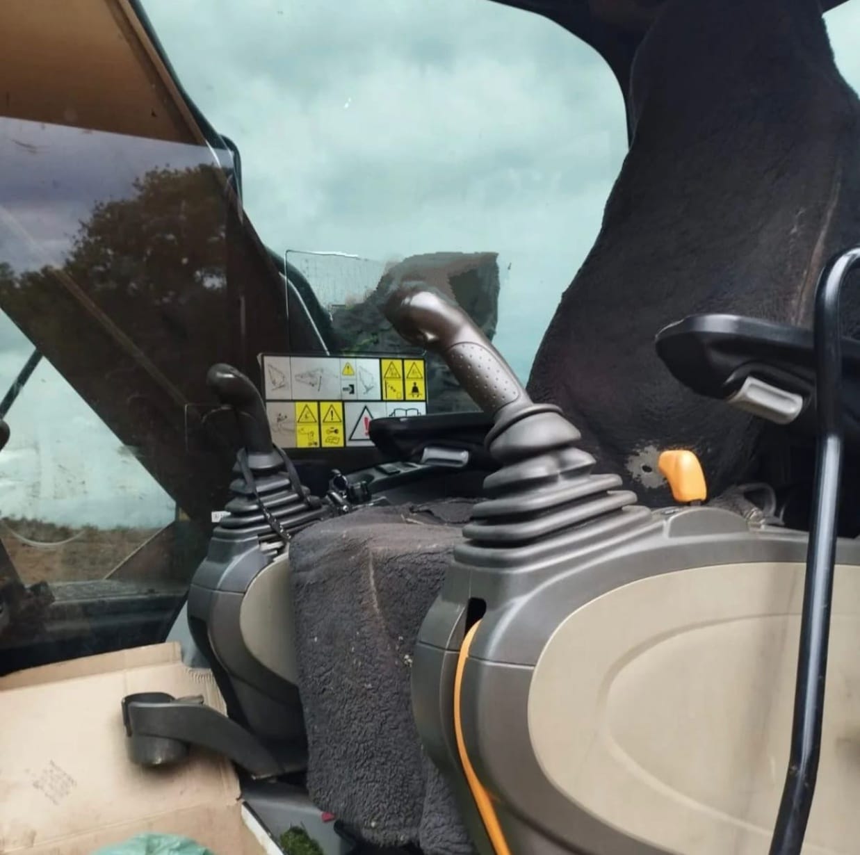Escavadeira Case Construction CX180C 2018 - Imagem 5