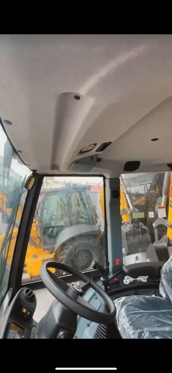Retroescavadeira New Holland B95B 2023 - Imagem 3
