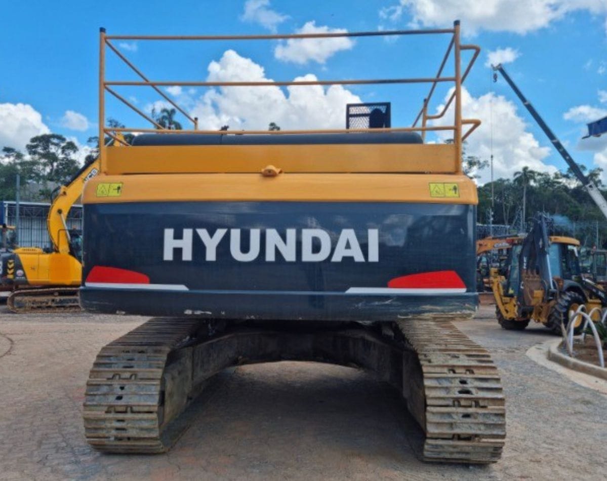 Escavadeira Hyundai R380 2015 - Imagem 3