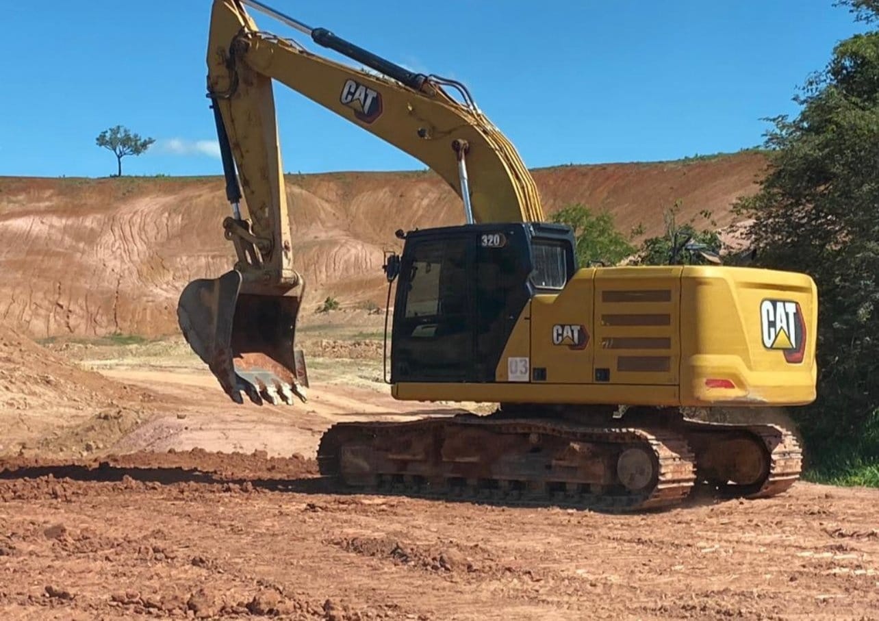 Escavadeira Caterpillar 320 2020 - Imagem 1