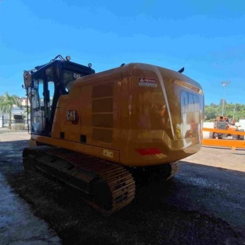 Escavadeira Caterpillar 320GC  - Imagem 3