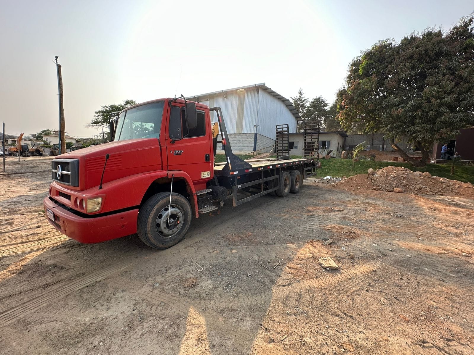 Caminhão Mecedes Benz 1620 - Imagem 4