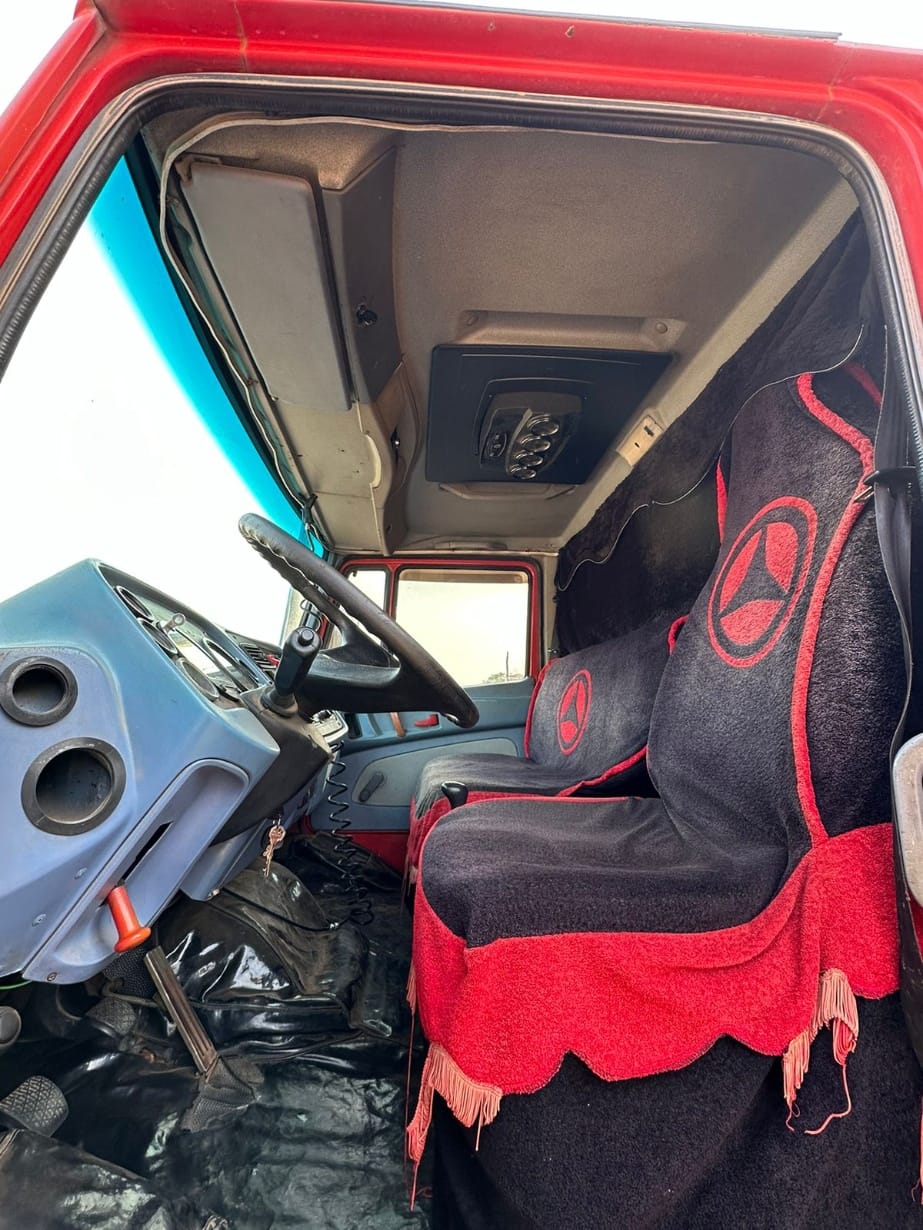 Caminhão Mecedes Benz 1620 - Imagem 6