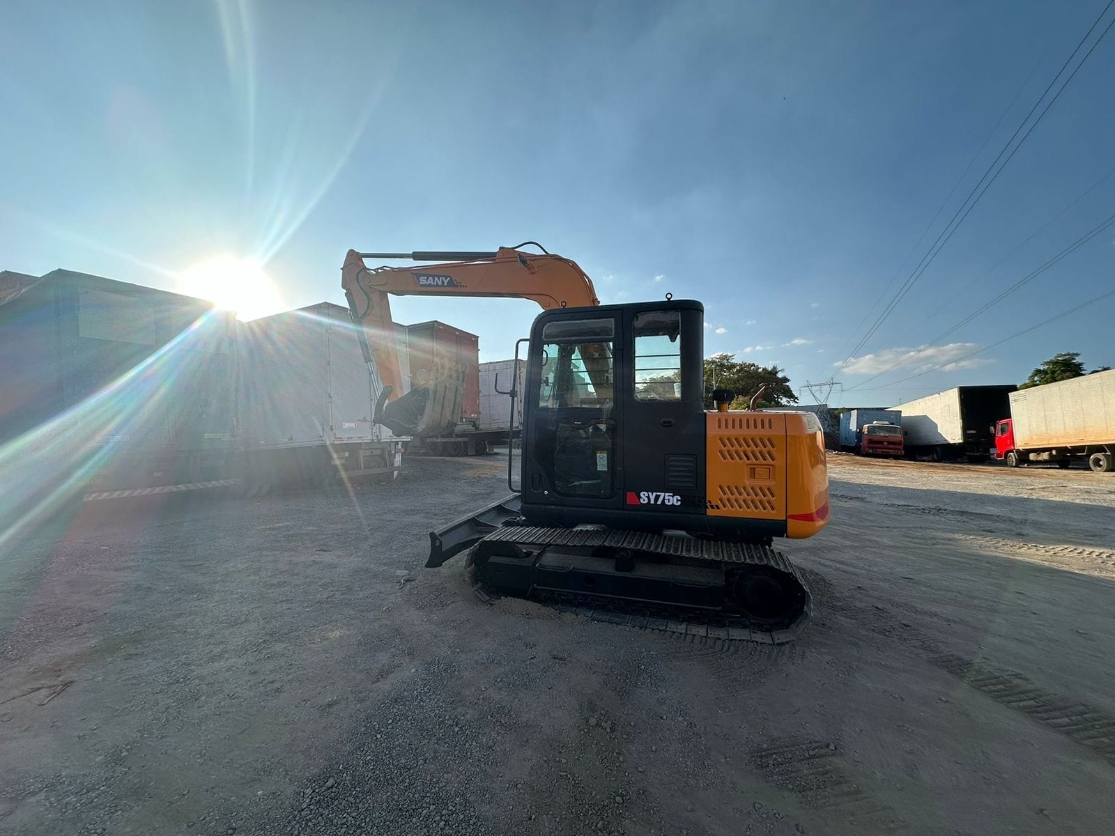 Mini Escavadeira SANY SY75 C 2012 - Imagem 2