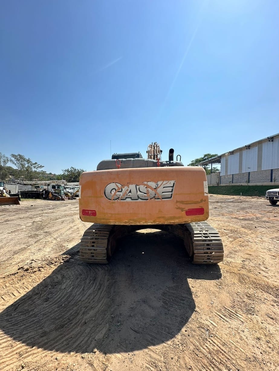 Escavadeira Case Construction CX220B 2013 - Imagem 5