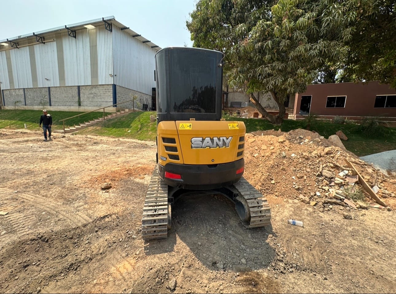 Mini Escavadeira SANY SY35 U 2022 - Imagem 3