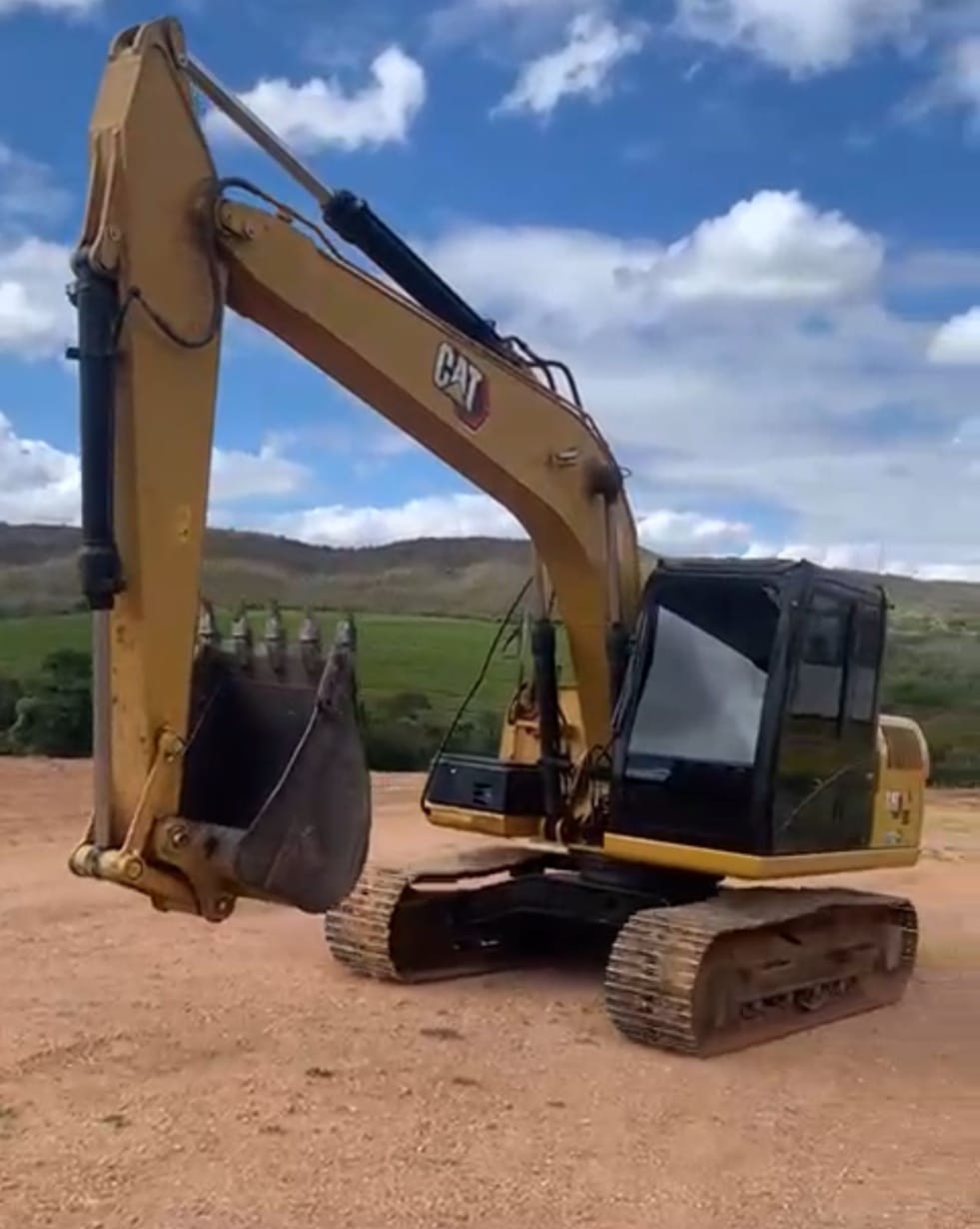 Escavadeira Caterpillar 313D2GC  2022 - Imagem 1