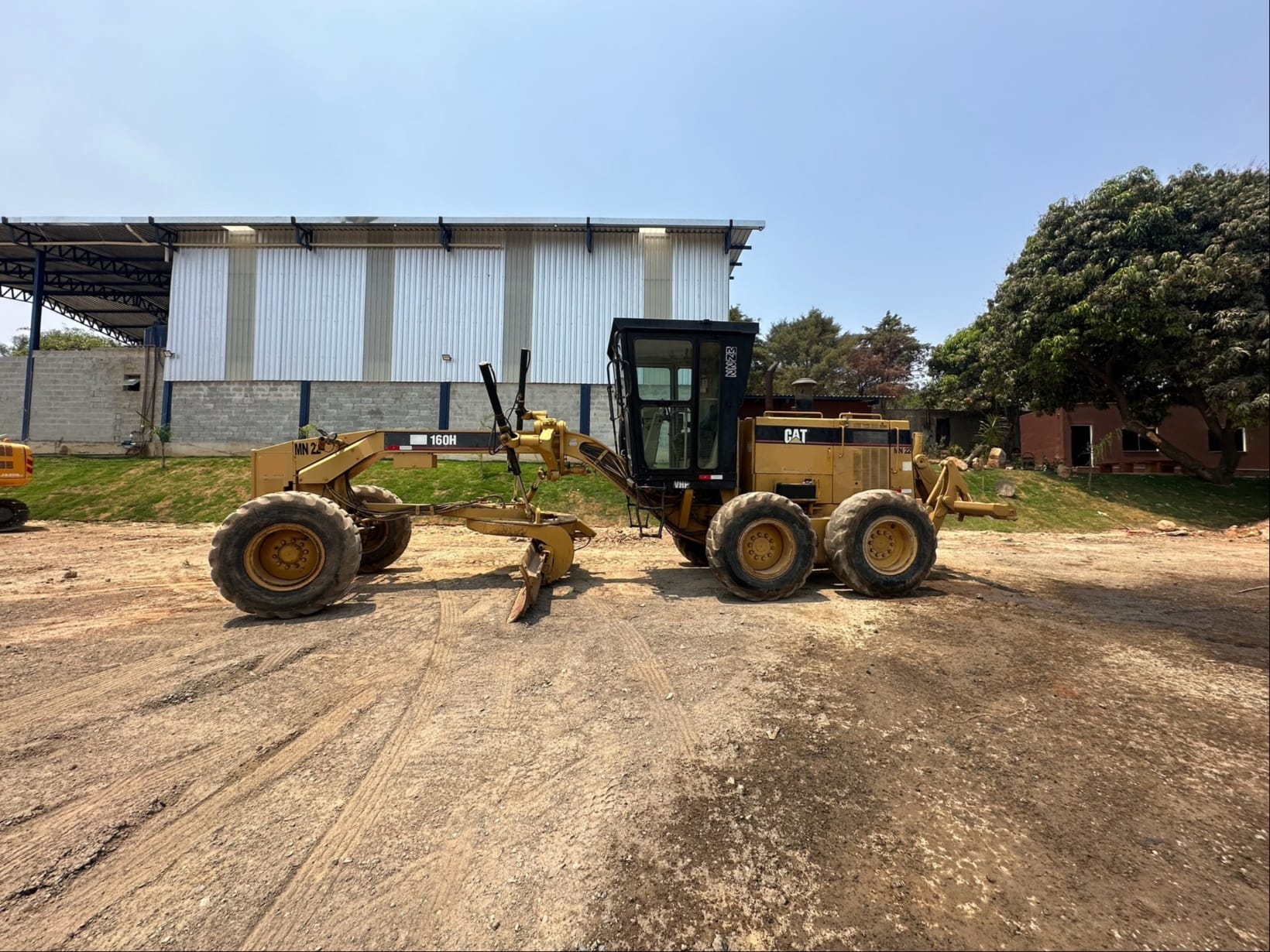 Motoniveladora Caterpillar 160H 2003 - Imagem 2