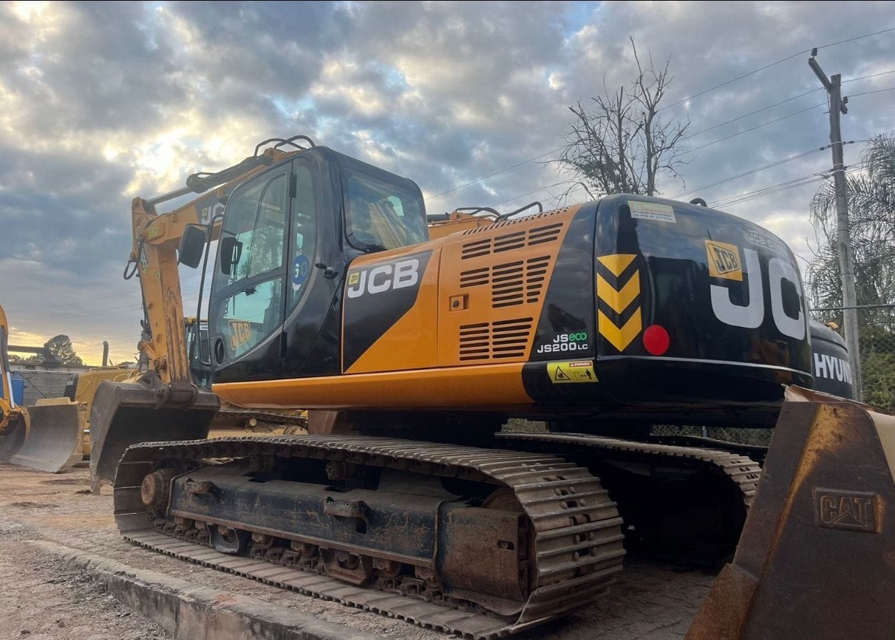 Escavadeira JCB JS200 2014 - Imagem 4