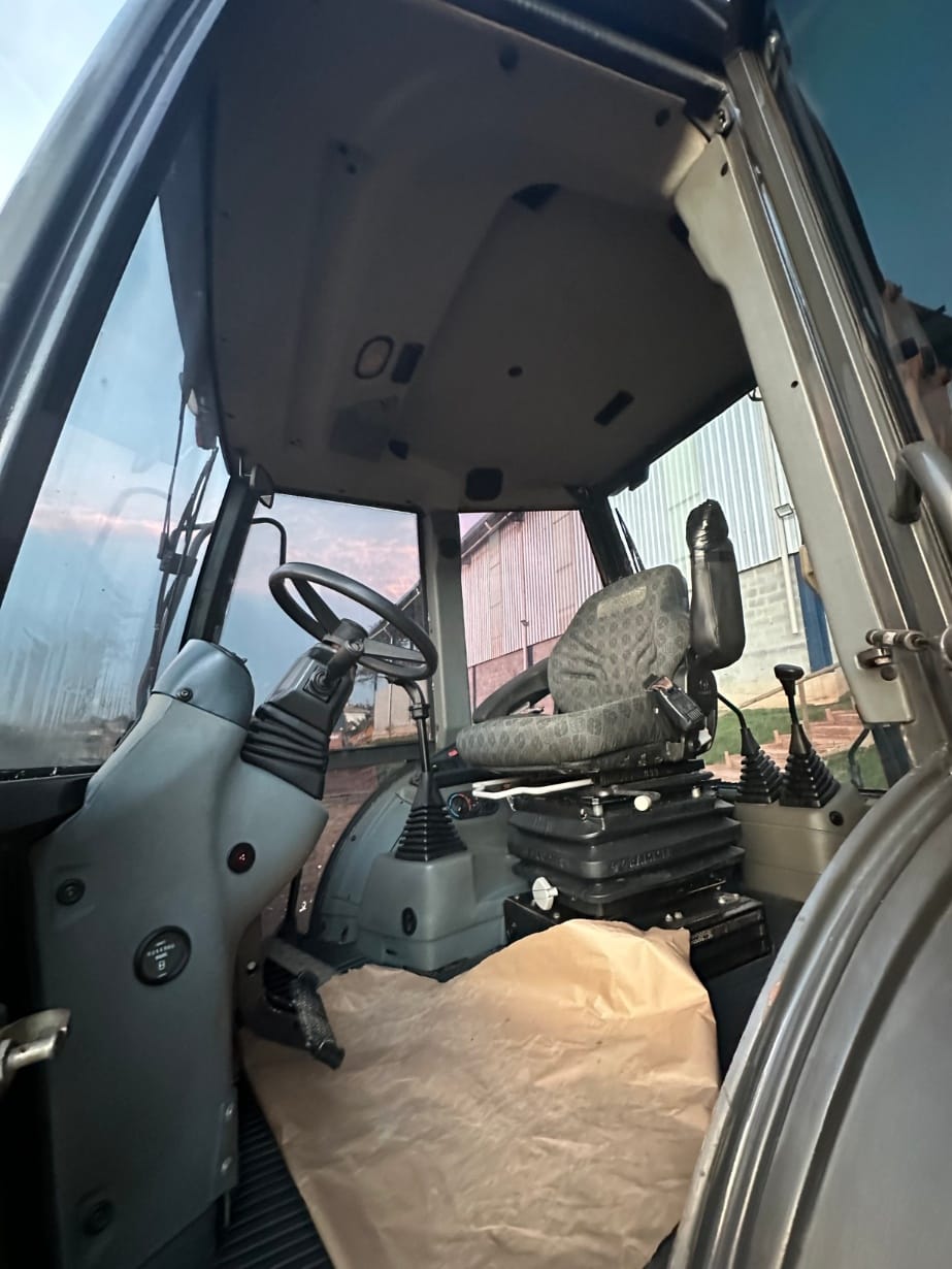 Retroescavadeira New Holland B95B 2018 - Imagem 4