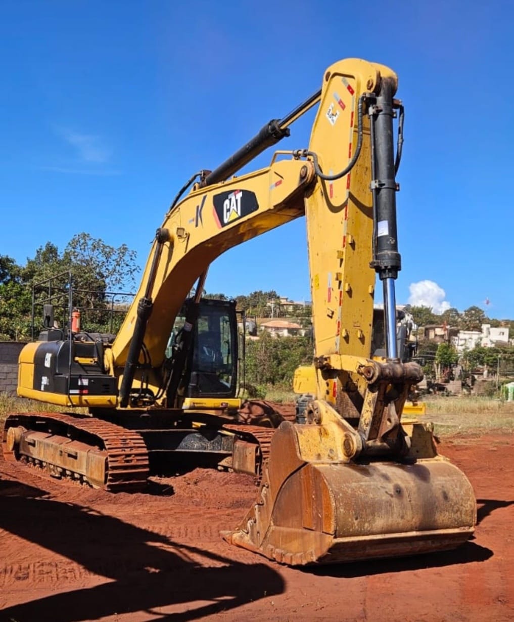 Escavadeira Caterpillar 336DL 2018 - Imagem 1