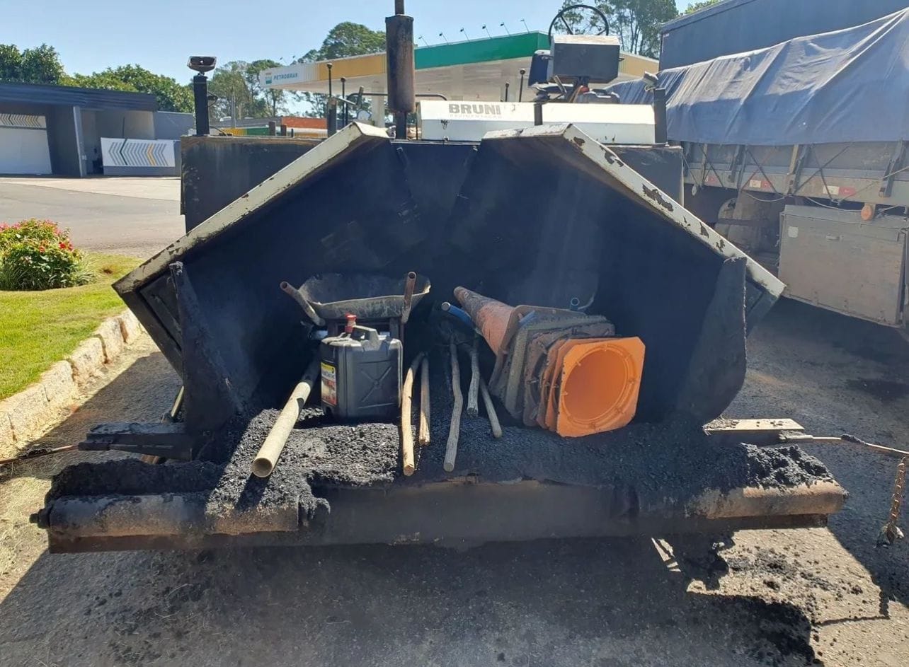 Vibroacabadora Cifali VDA 621B 1992 - Imagem 2