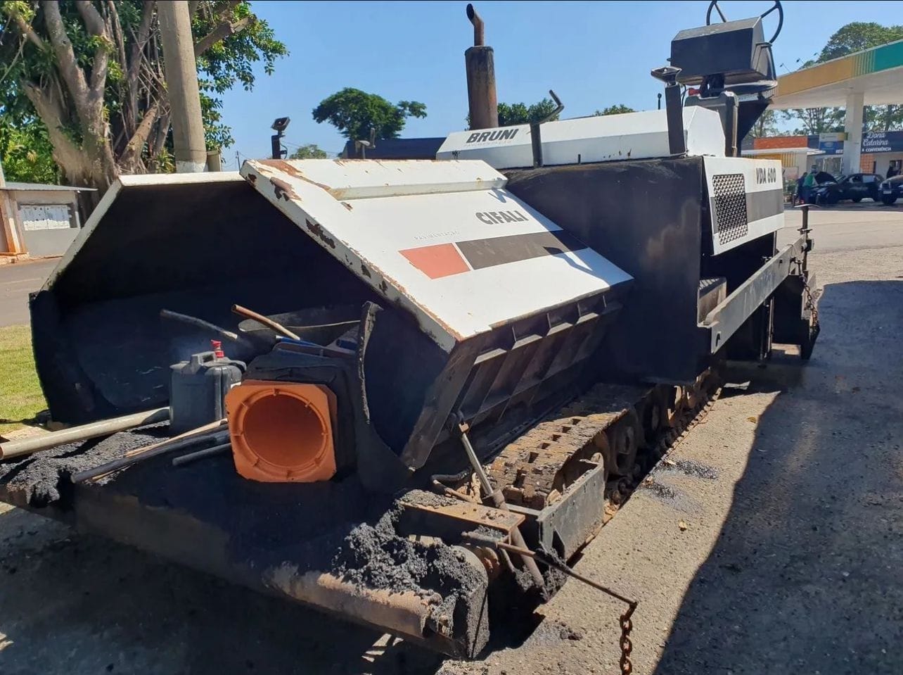 Vibroacabadora Cifali VDA 621B 1992 - Imagem 3