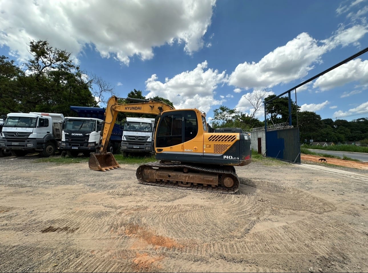 Escavadeira Hyundai R 140LC-9S 2020 - Imagem 2