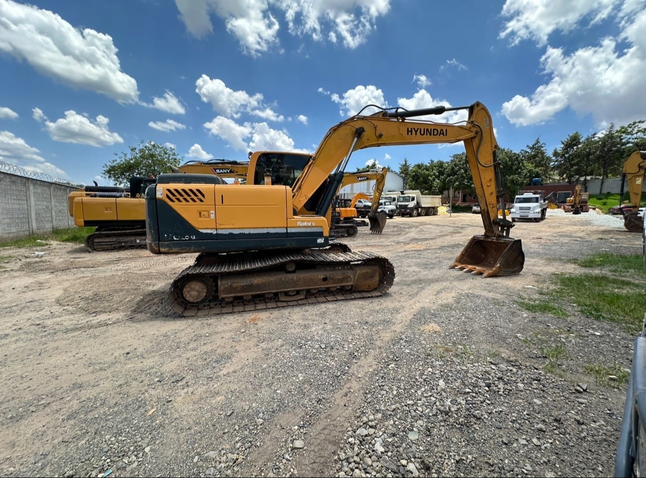 Escavadeira Hyundai R 140LC-9S 2020 - Imagem 5