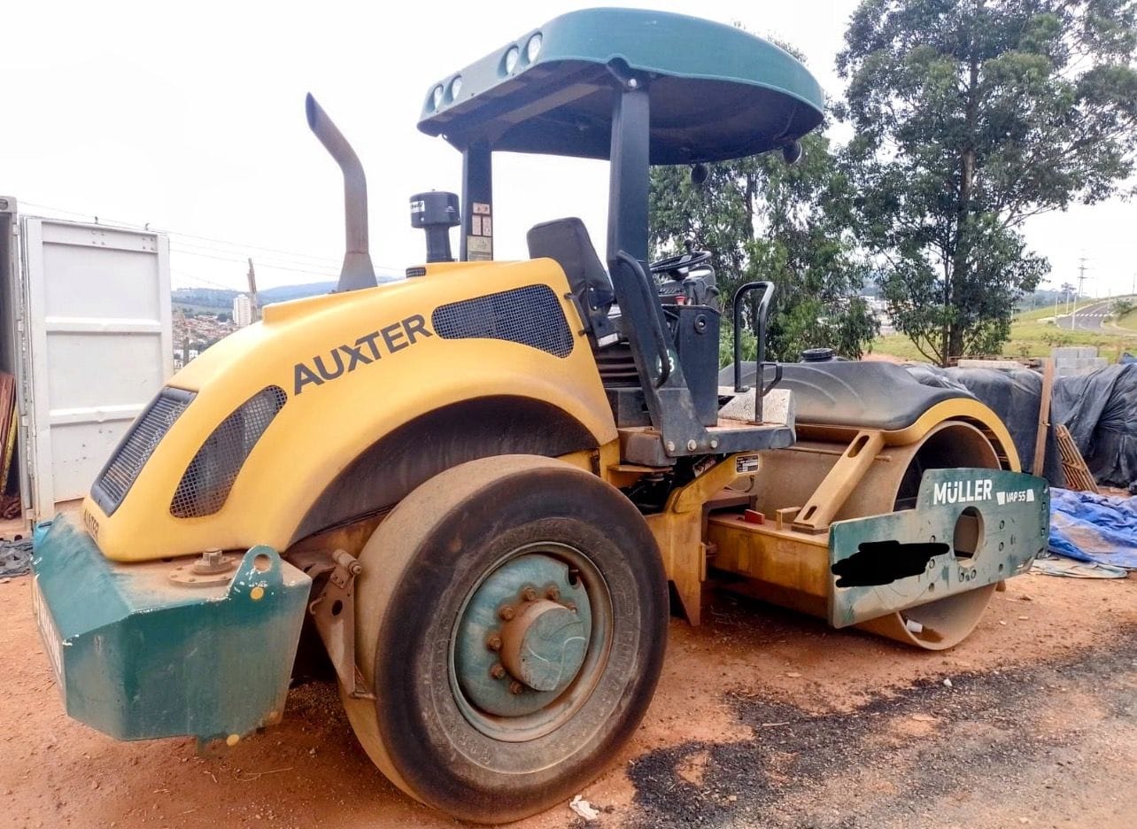 Rolo Compactador Müller VAP55 2023 - Imagem 1