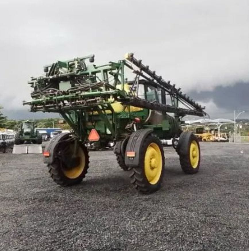 Pulverizador Autopropelido John Deere M4030 2022 - Imagem 1
