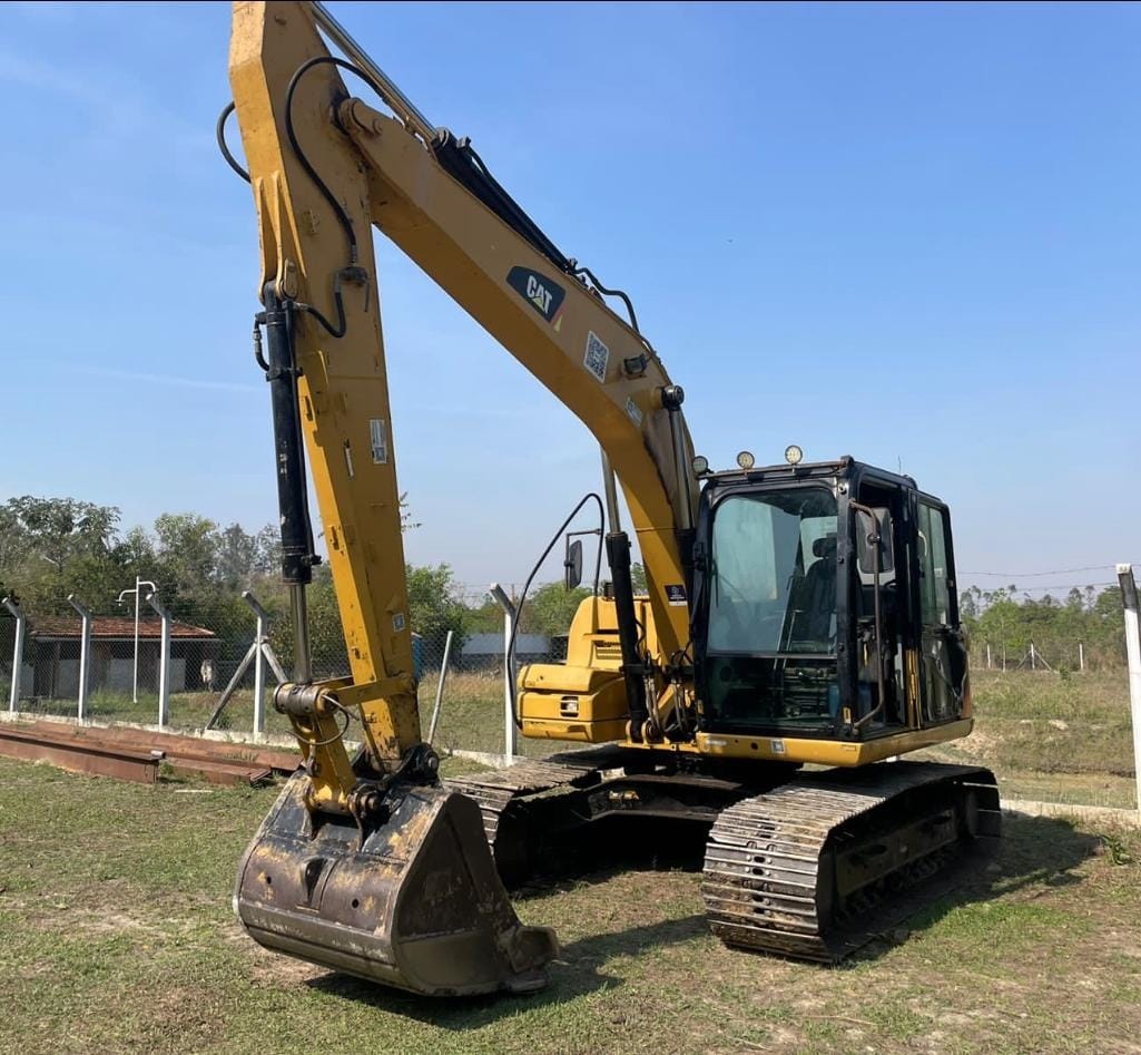 Escavadeira Caterpillar 312 DL 2009 - Imagem 1