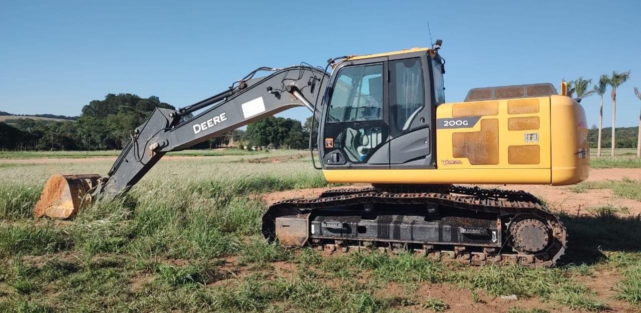 Escavadeira John Deere 200G 2021 - Imagem 1