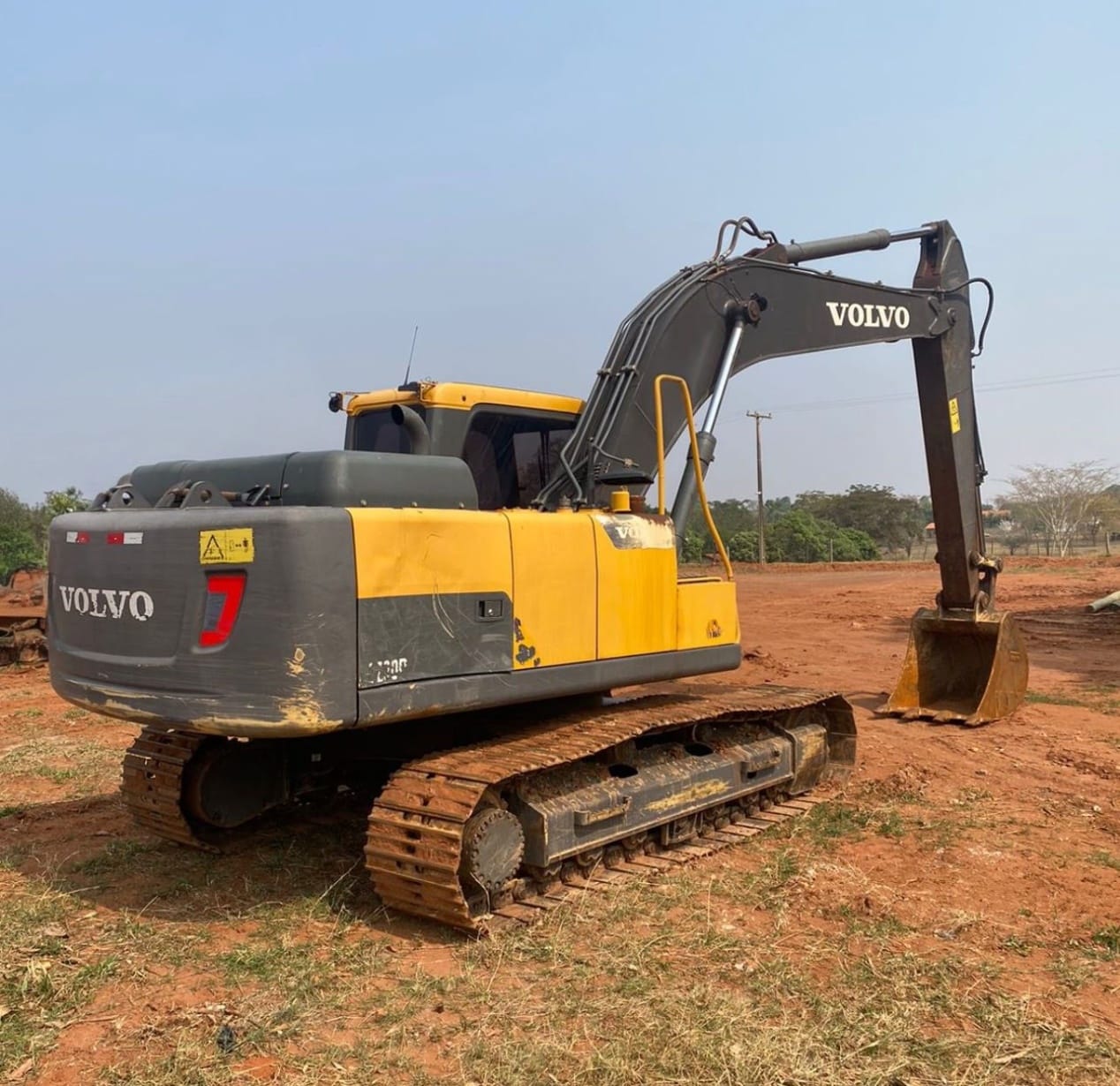 Escavadeira Volvo EC200D 2021 - Imagem 3