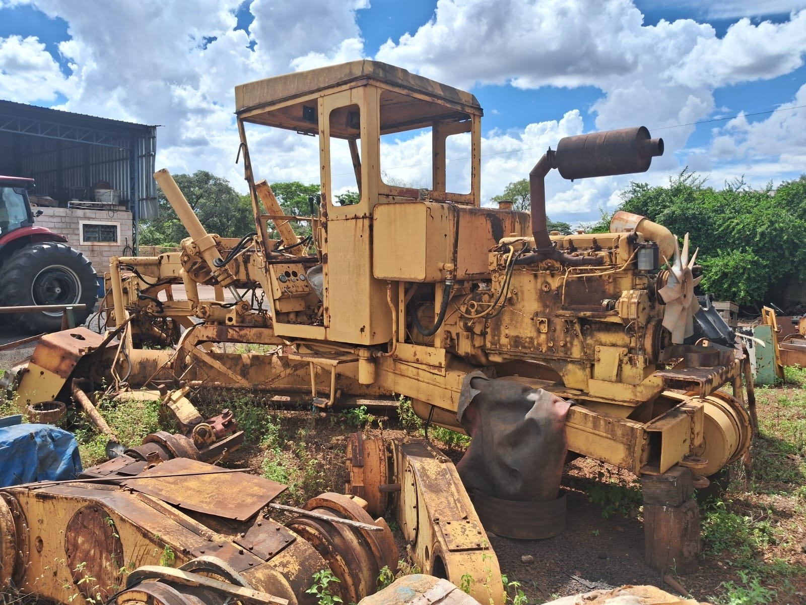 Motoniveladora HUBER WARCO  140S 1978 - Imagem 4