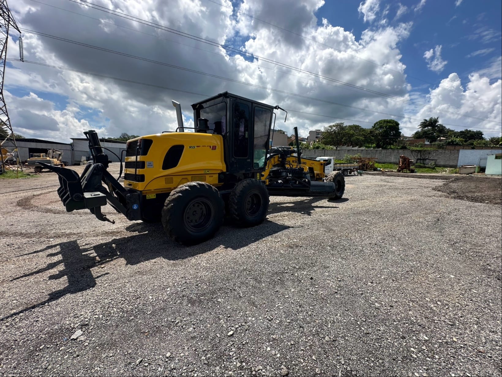 Motoniveladora New Holland RG170B 2009 - Imagem 4