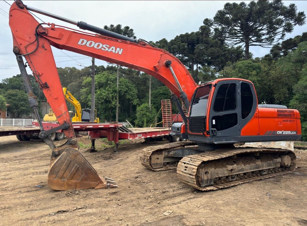 Escavadeira Doosan DX225LC-A 2015 - Imagem 1