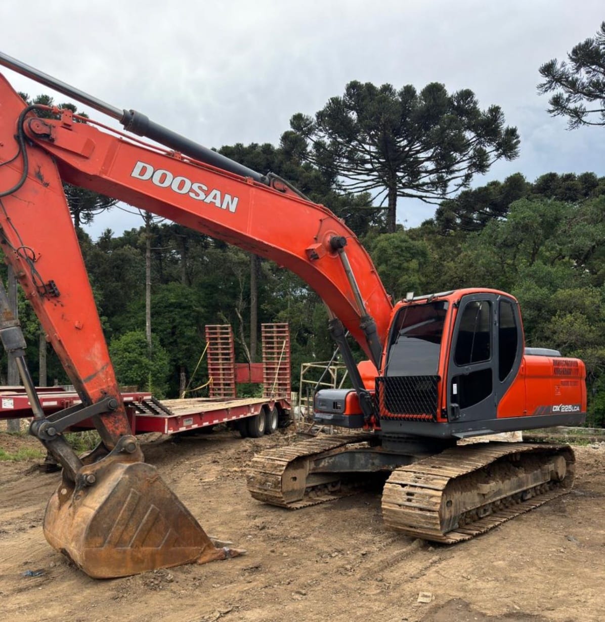 Escavadeira Doosan DX225LC-A 2015 - Imagem 4
