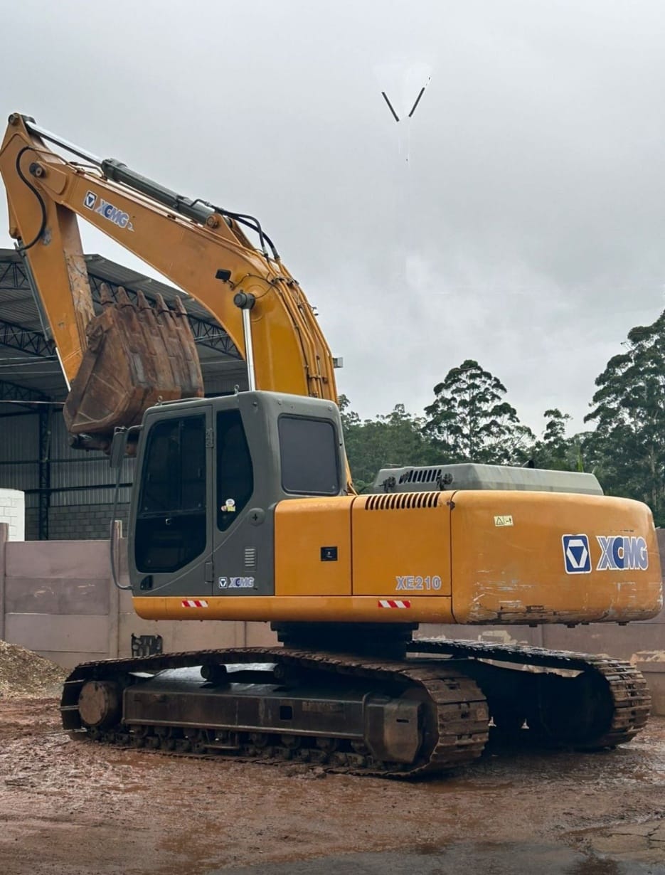 Escavadeira XCMG XE210 2010 - Imagem 2
