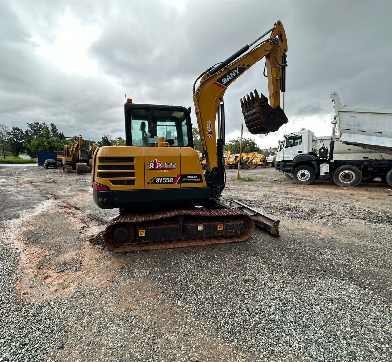 Escavadeira SANY SY135 C - Imagem 3