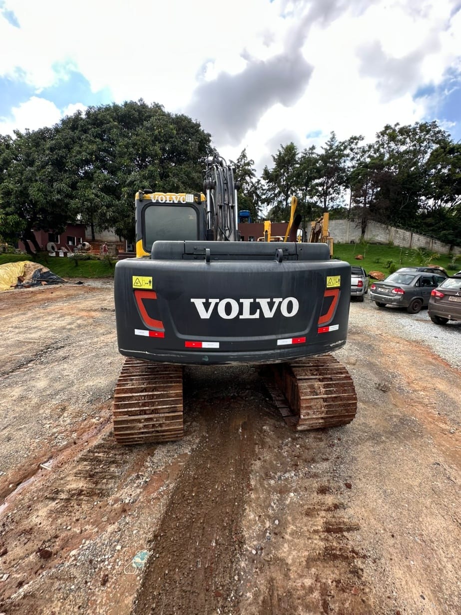 Escavadeira Volvo EC140B LCM PRIME 2013 - Imagem 3