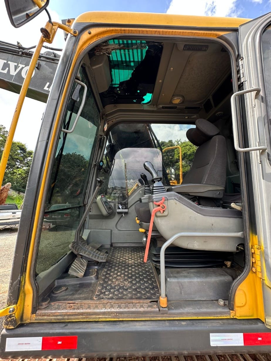 Escavadeira Volvo EC140B LCM PRIME 2013 - Imagem 5