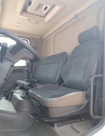 Caminhão Volkswagen 15-190 E 2018 - Imagem 4