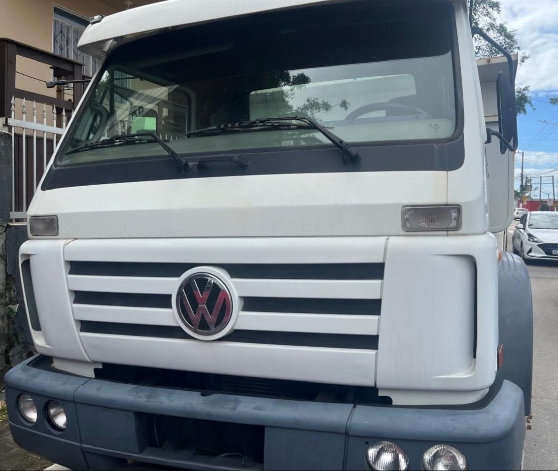 Caminhão Volkswagen 13180 2006 - Imagem 2