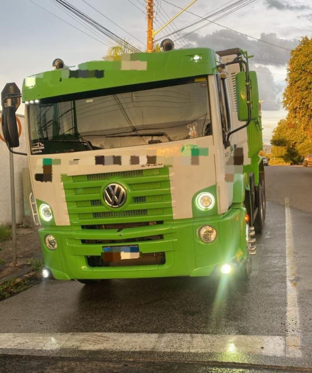 Caminhão Volkswagen 24-280 2014 - Imagem 2