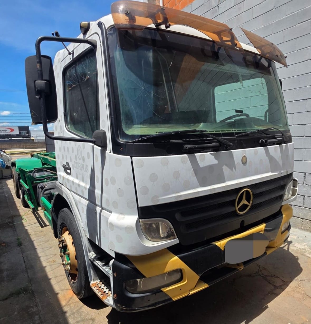 Caminhão Mecedes Benz Atego 2425 2011 - Imagem 2
